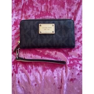 Michael Kors Jet Set Wristlet Clutch Brown MK Logo Wallet Phone